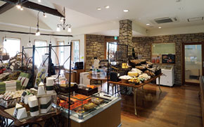 モン・シェリー松下鹿児島アリーナ前店